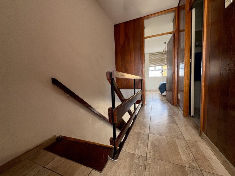 2 Bedroom Property for Sale in Loevenstein Western Cape